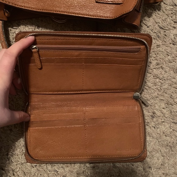 SOLD Mk purse and wallet - Picture 3 of 3